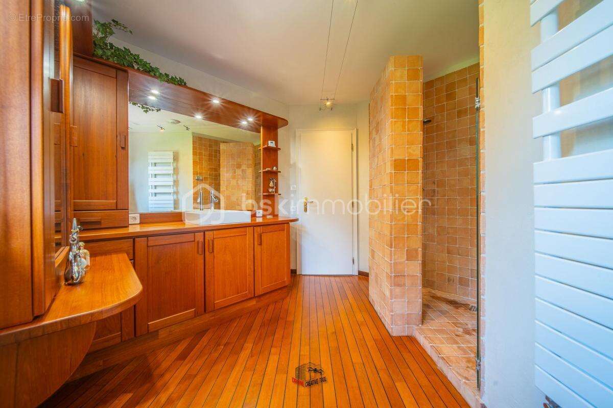 Maison d’architecte 290 m² – Parc paysager 8 000 m² – 5 ch – Entrée cathédrale – Secteur Boulay-Moselle - photo 18