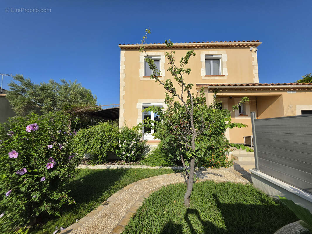 Maison à PARADOU