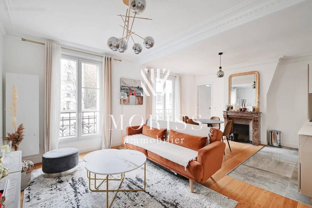 Appartement à PARIS-20E