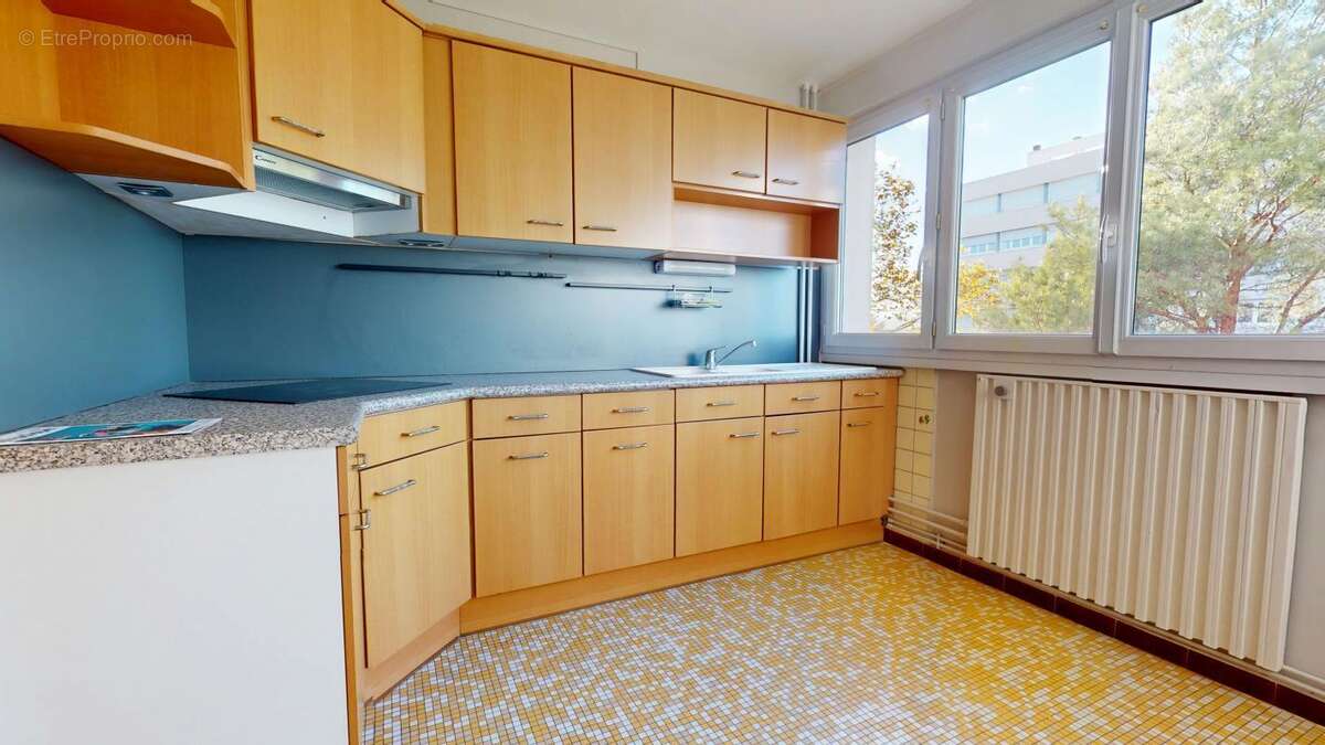 Appartement à SAINTE-FOY-LES-LYON