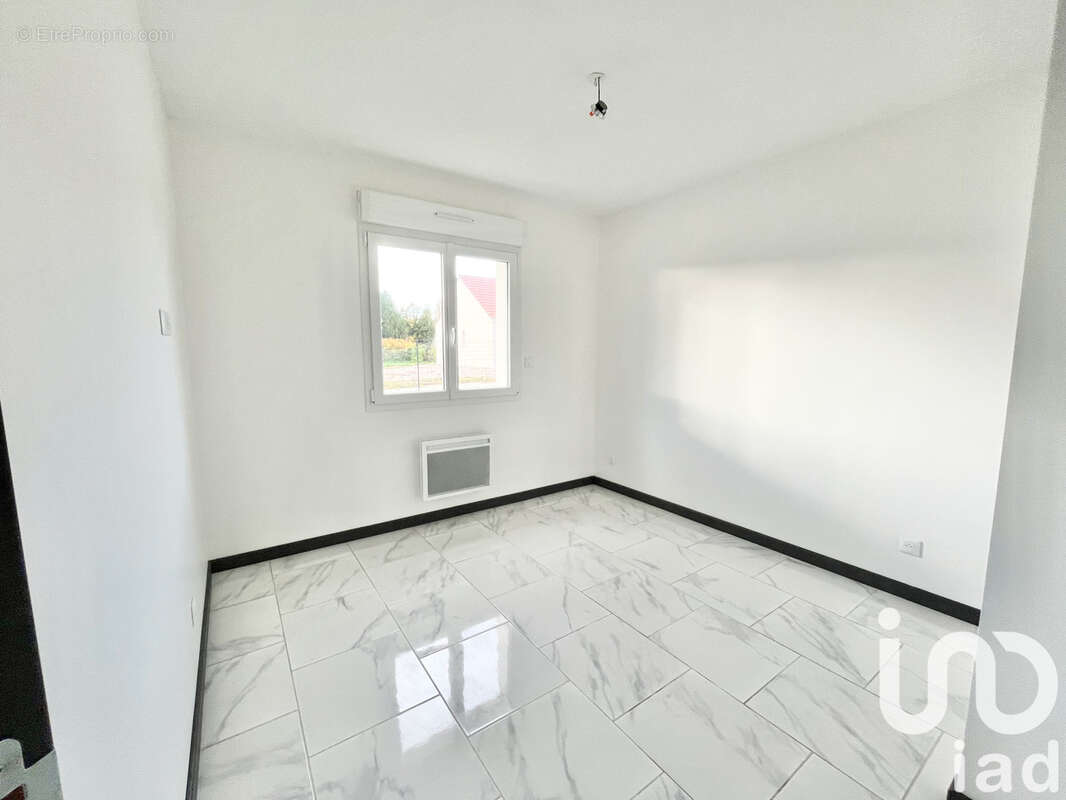 Maison 91 m² à Gy-En-Sologne  - photo 8