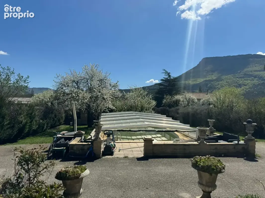 Maison jumelée 141 m² – Piscine – Grand terrain – Excellent DPE B – La Bâtie-Montsaléon - photo 2