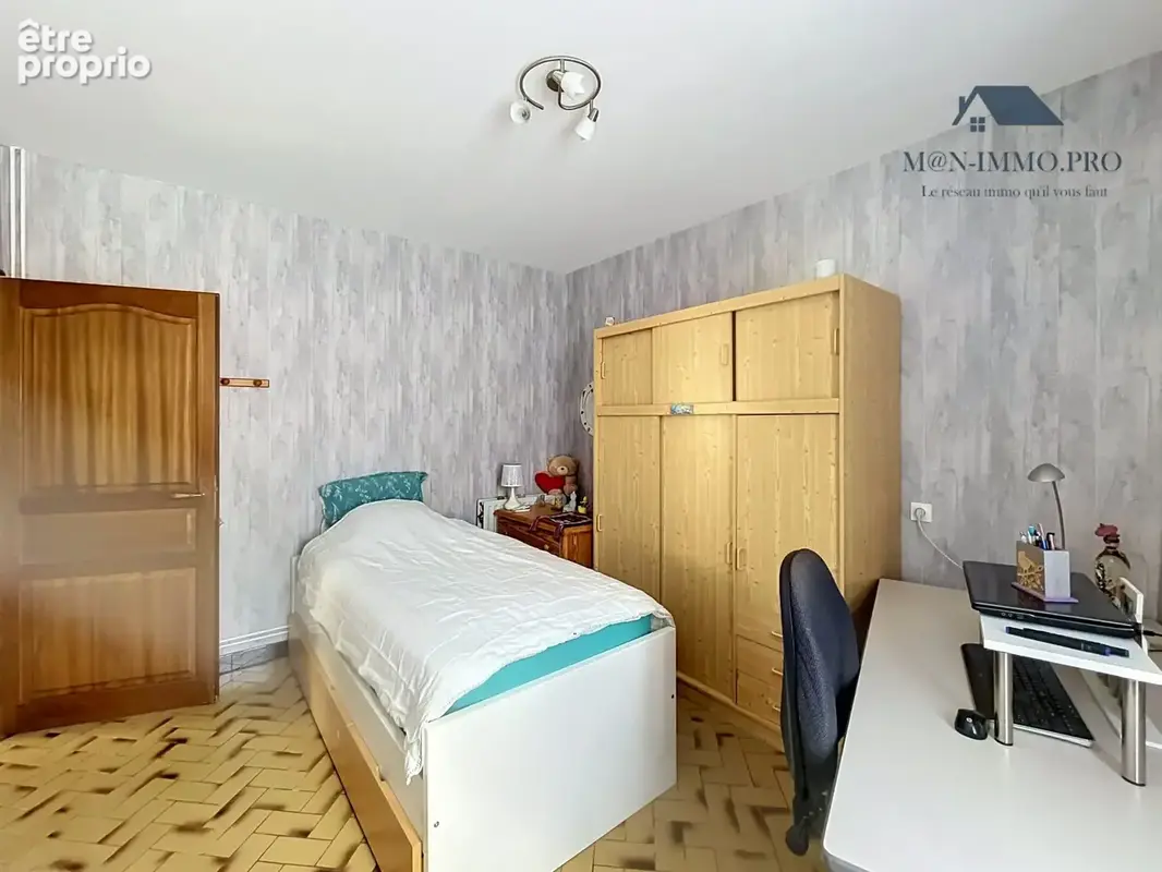 Maison 96 m² à Armentieres  - photo 8