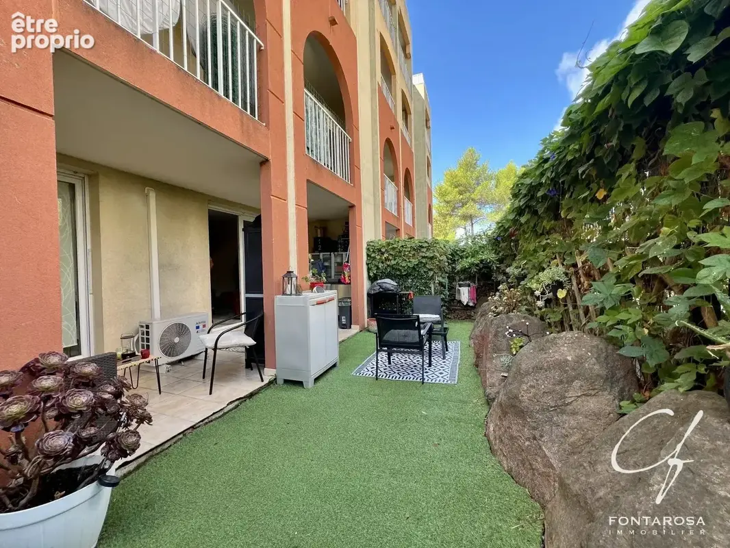 Appartement à FREJUS