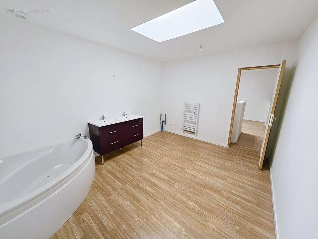 Photo 7 - Maison à CONDE-SUR-L'ESCAUT