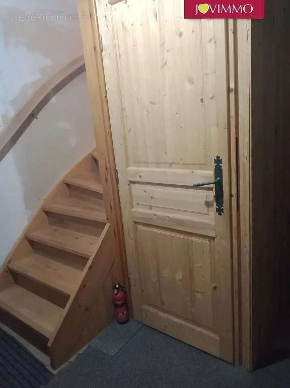 Maison à BELLENAVES