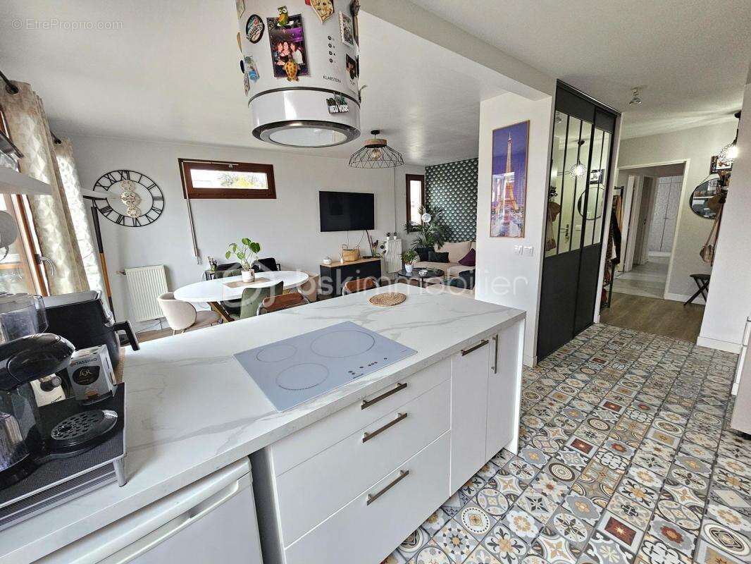 Appartement à TREMBLAY-EN-FRANCE