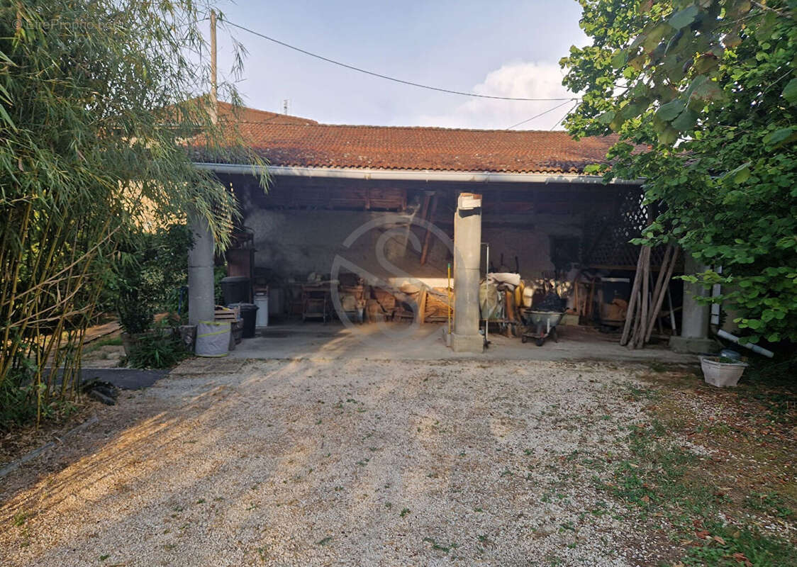 Maison 160 m2 + terrain constructible - photo 5