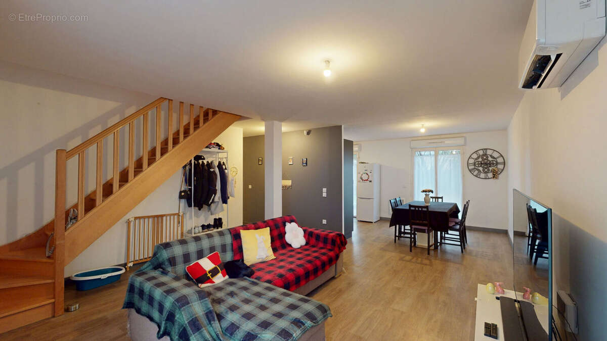 Maison à VAUGRIGNEUSE