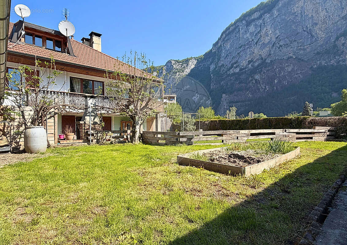 Maison à MAGLAND