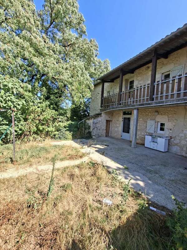 Maison en pierre avec jardin - photo 25