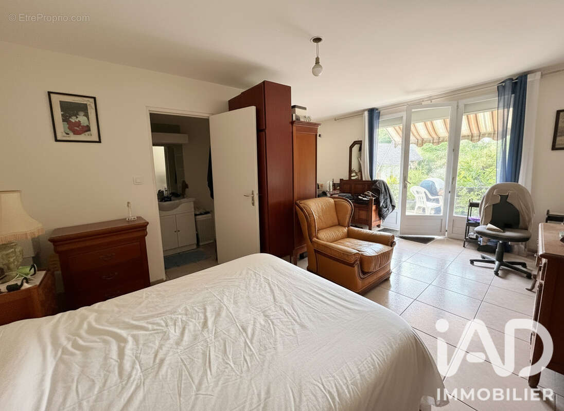 Maison 263 m² à Orvault  - photo 4