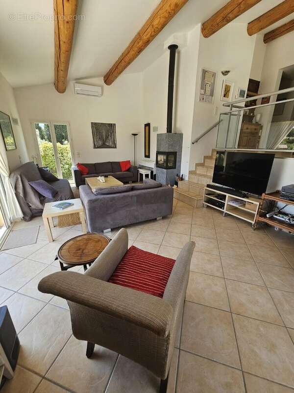 Maison à PERET