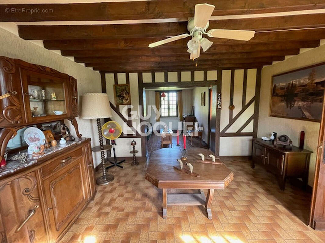 Maison à BERNAY
