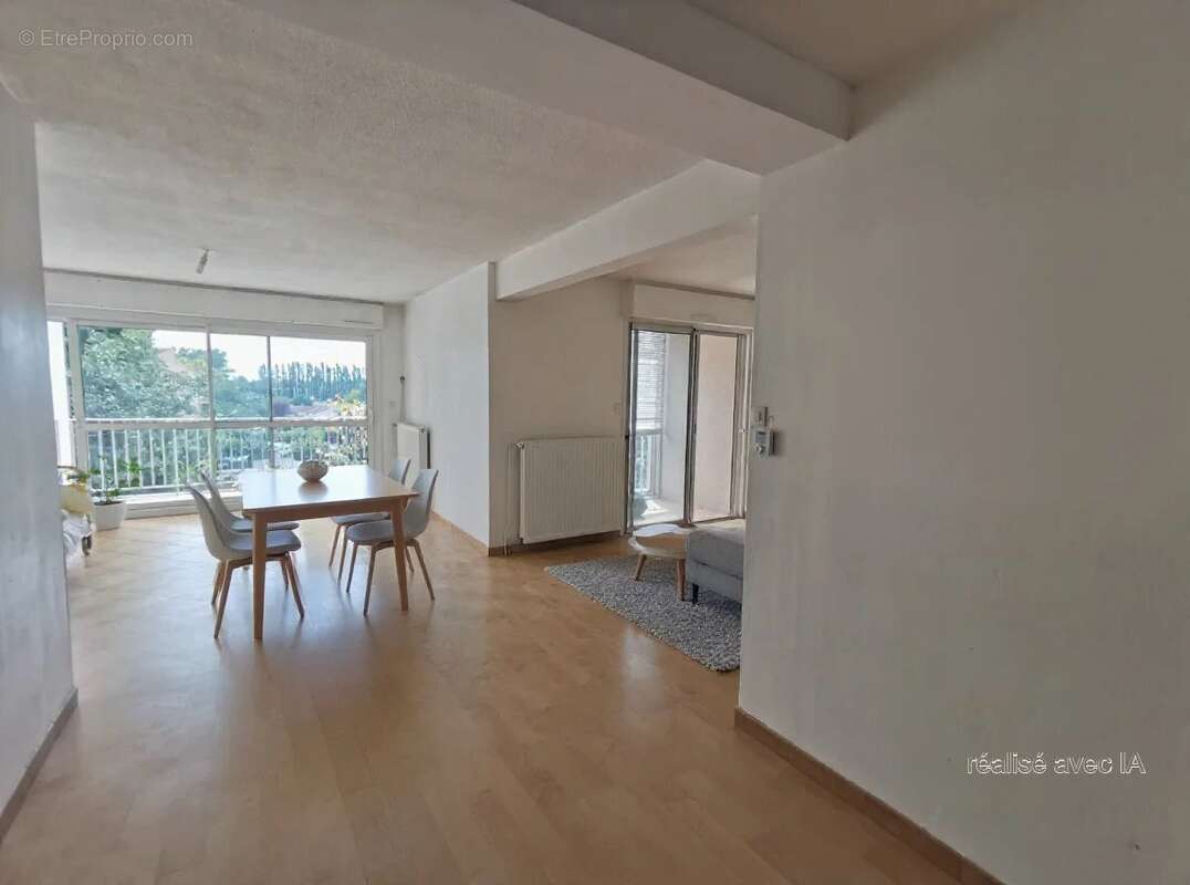 Appartement à RAMONVILLE-SAINT-AGNE