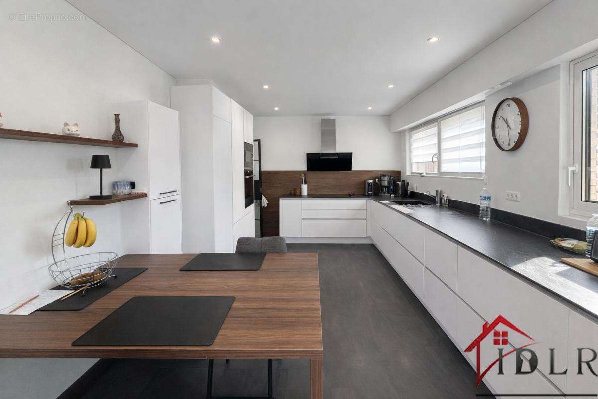 Maison à MONTIGNY-LES-METZ