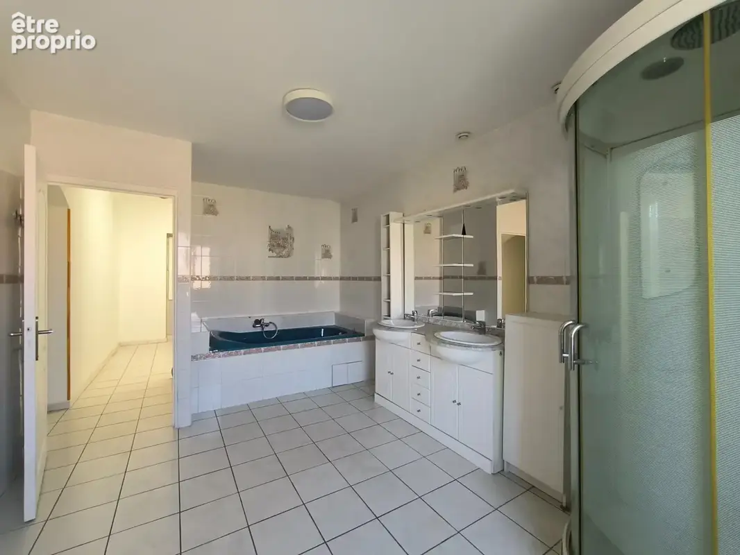 Maison 192m²-Terrain 158m²-4 chambres-Cave - photo 6