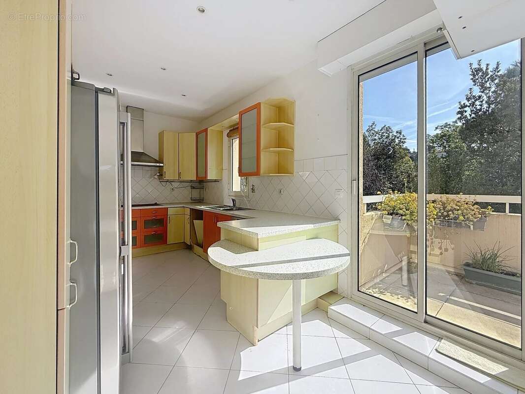 Appartement à LE CANNET