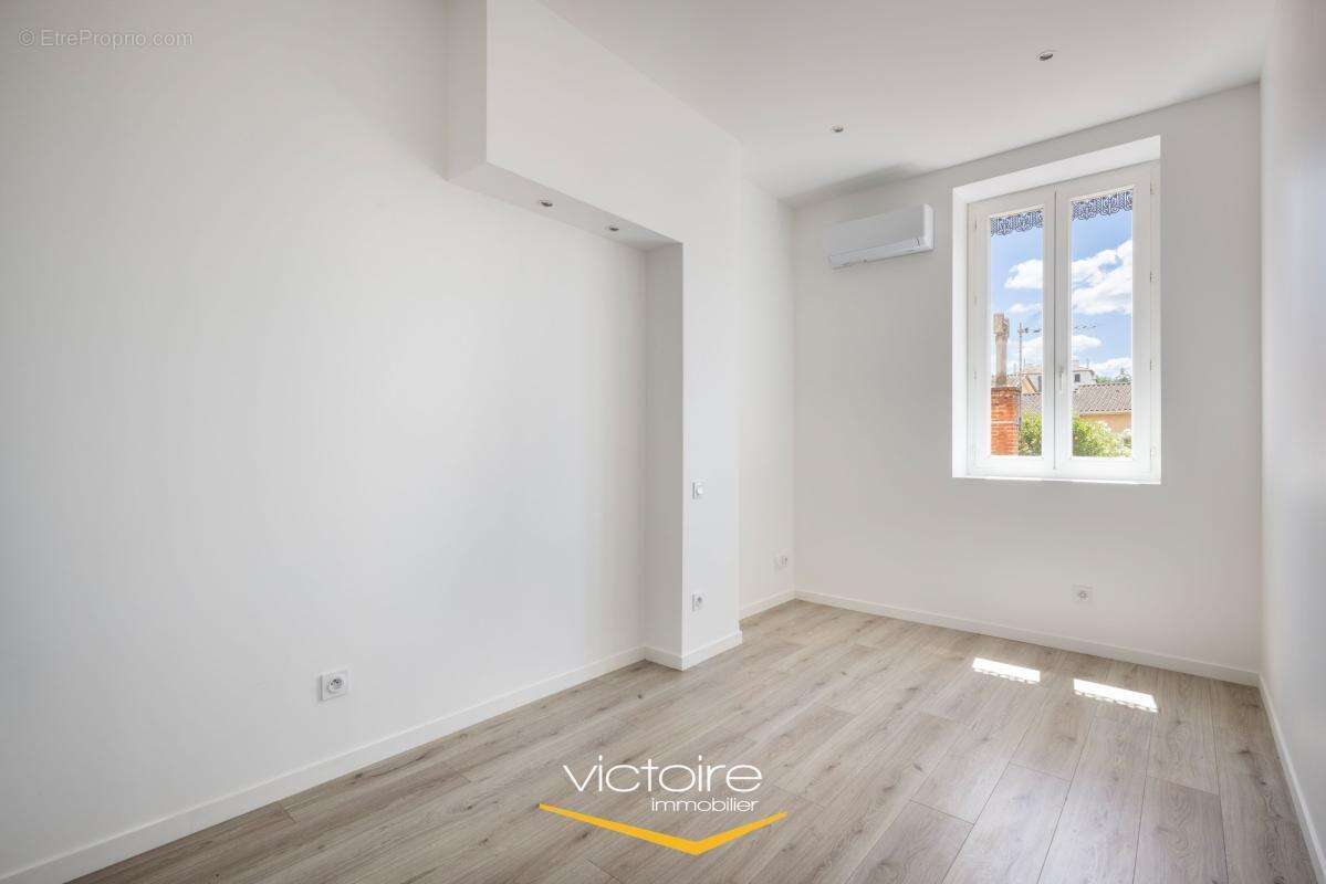 LYON 3 / COEUR MONTCHAT - Appartement T4 - Réhabilitation complète en 2026 - photo 8