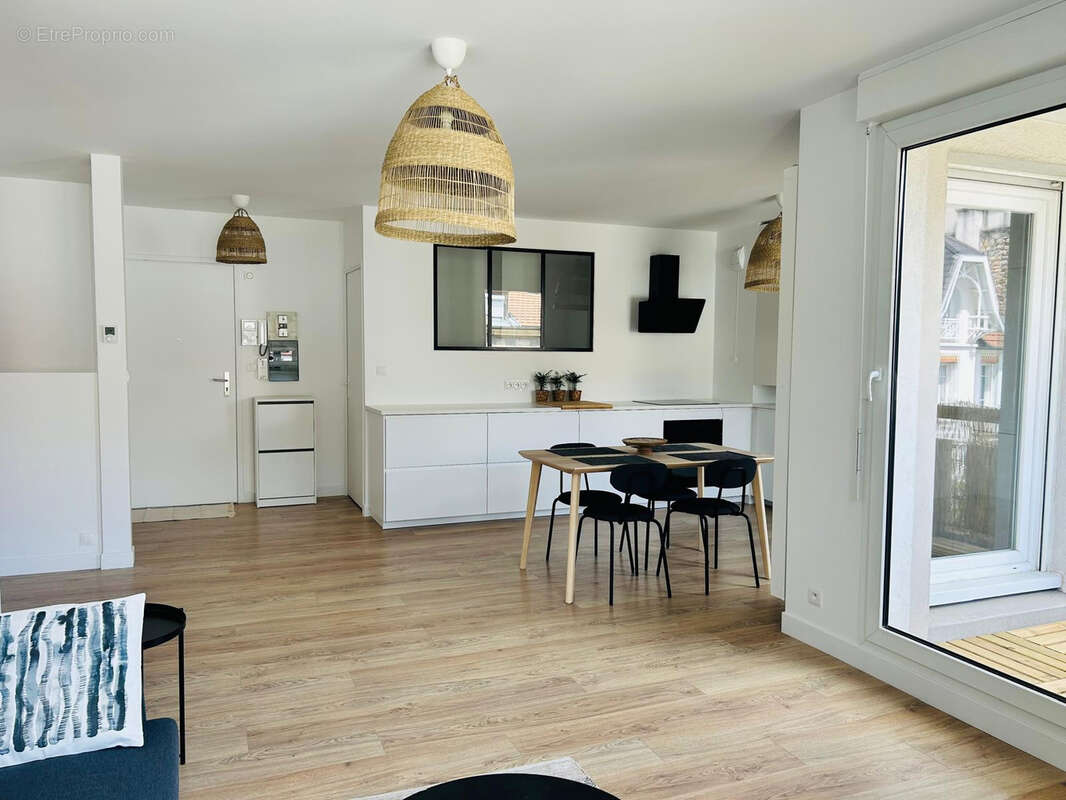 Appartement à SAINT-ETIENNE