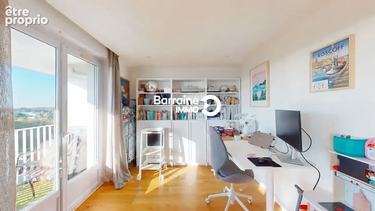 Lorient sud - appartement t4 renove avec balcon et vue degagee - photo 11