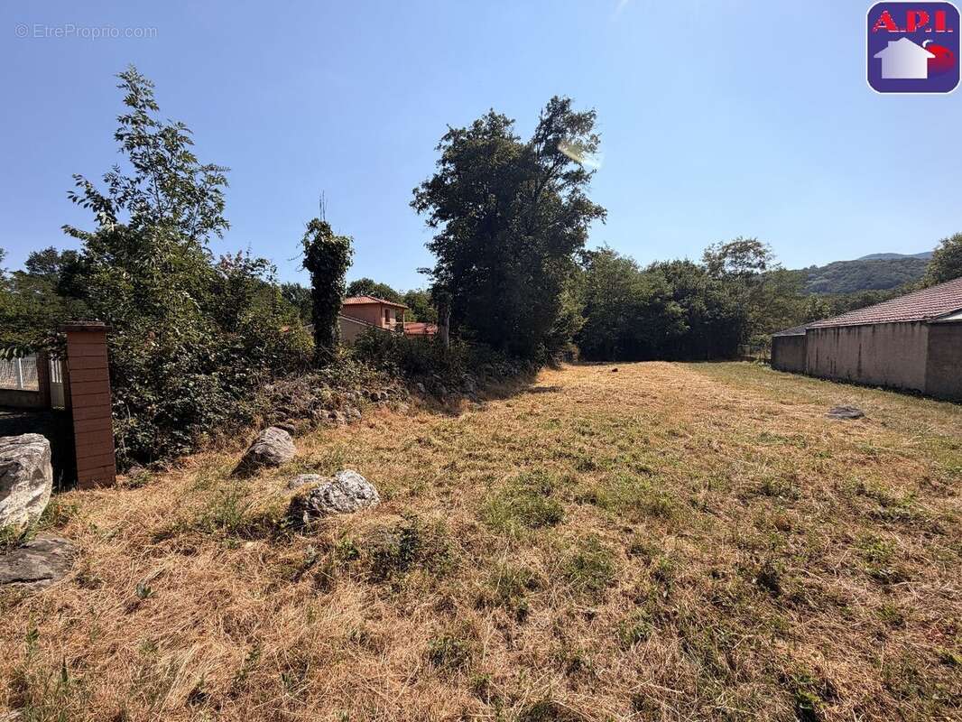 Terrain 420 m² à Foix  - photo 2