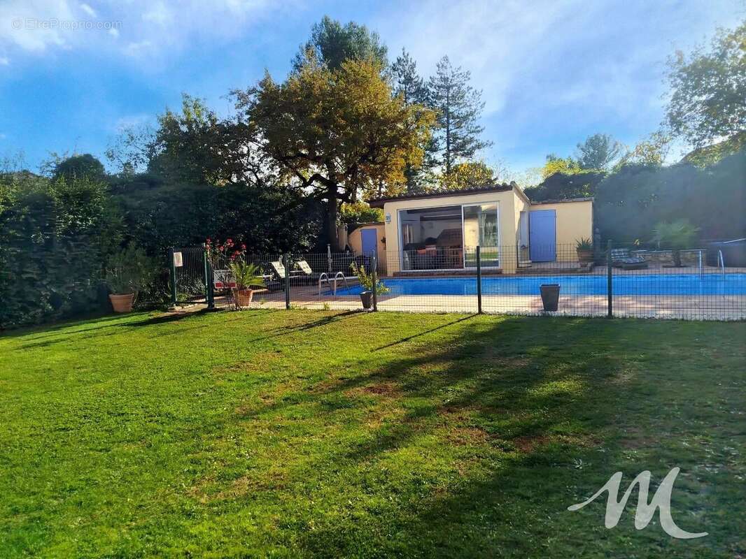 Maison à SAINT-MAXIMIN-LA-SAINTE-BAUME