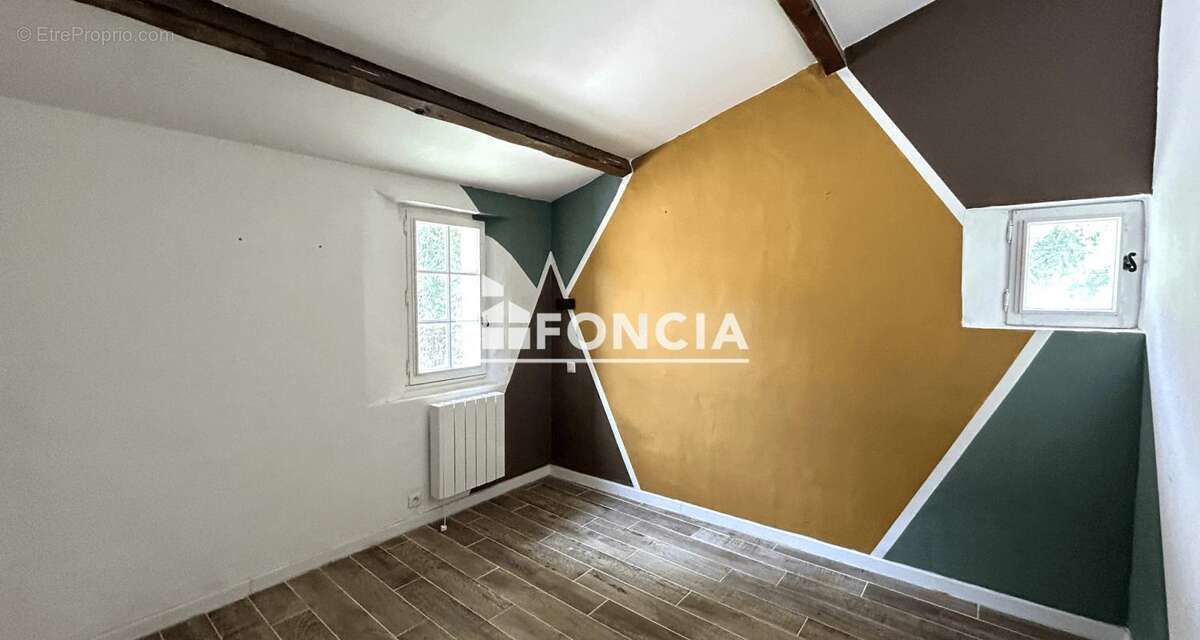 Maison à SAINT-QUENTIN-LA-POTERIE