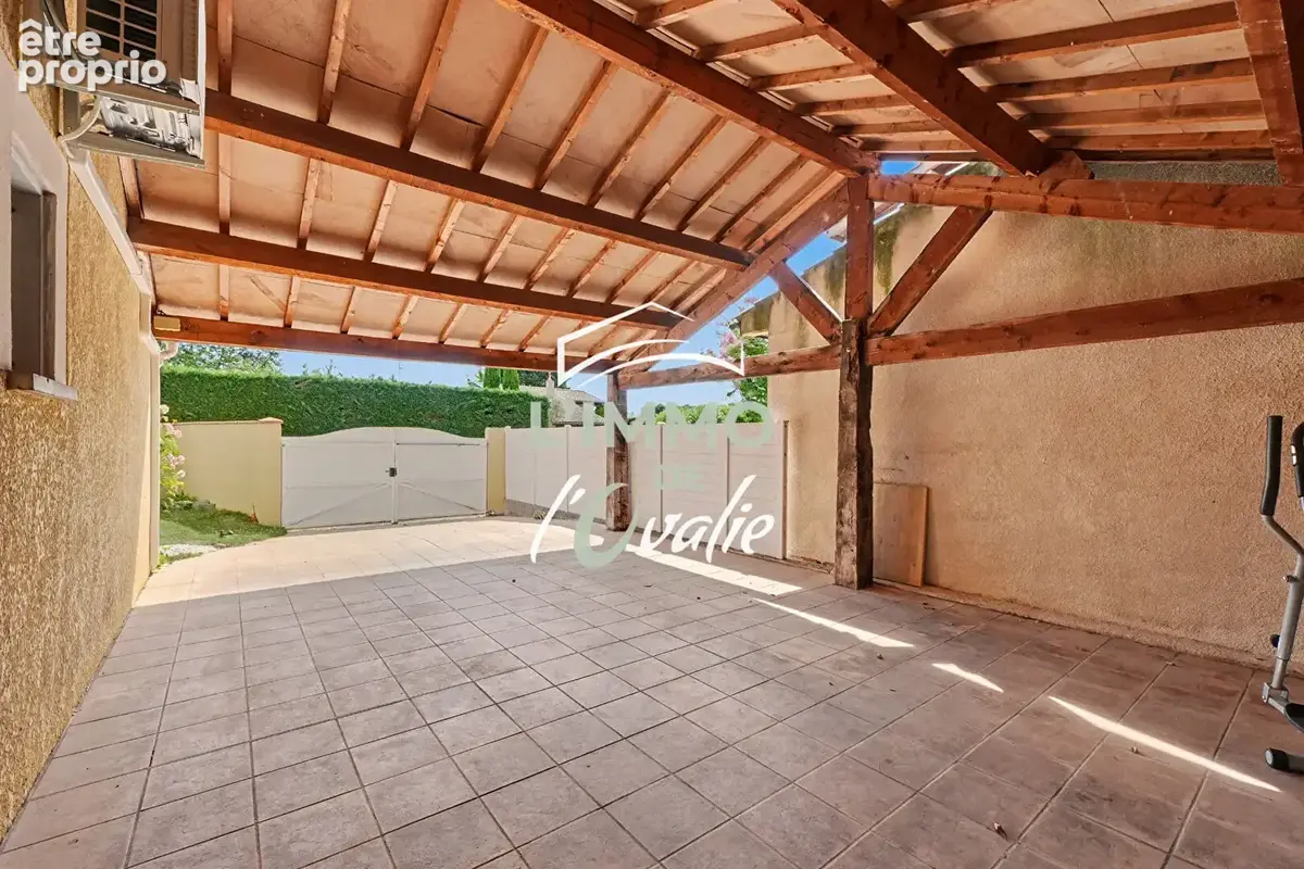 Belle maison familiale de 191 m² avec piscine - Terrain de 600 m² - photo 10