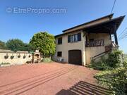 Maison à SAINT-ETIENNE-DES-OULLIERES