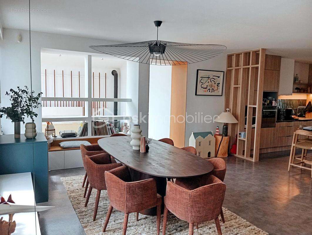 Maison de caractère rénovée - 173 m² - Flize - photo 7