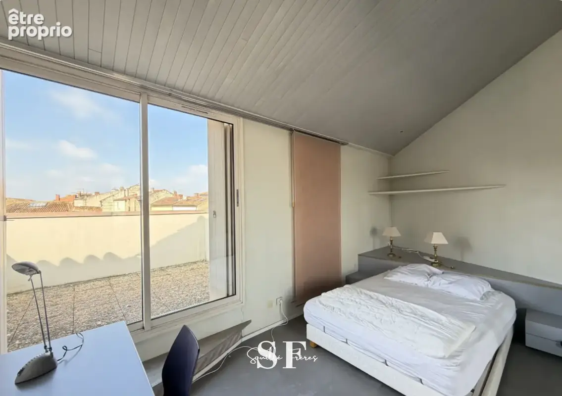 Agen hyper centre - appartement f2 spacieux avec terrasse et place de parking - photo 8