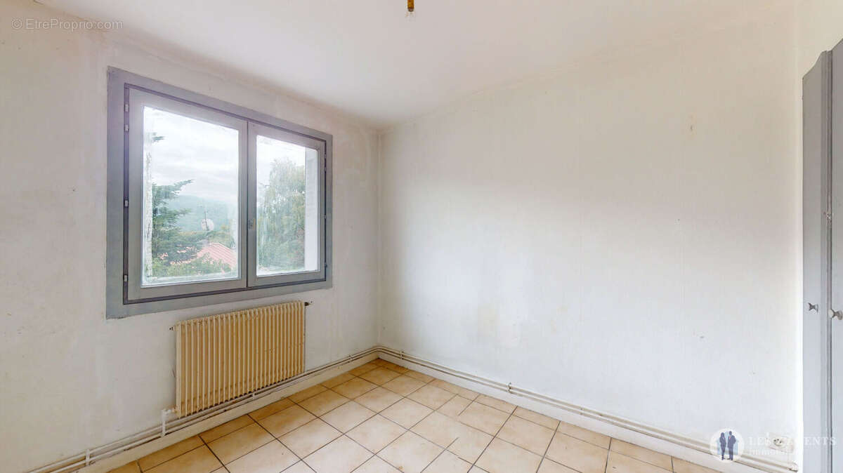 Appartement à SAINT-MARTIN-D&#039;HERES