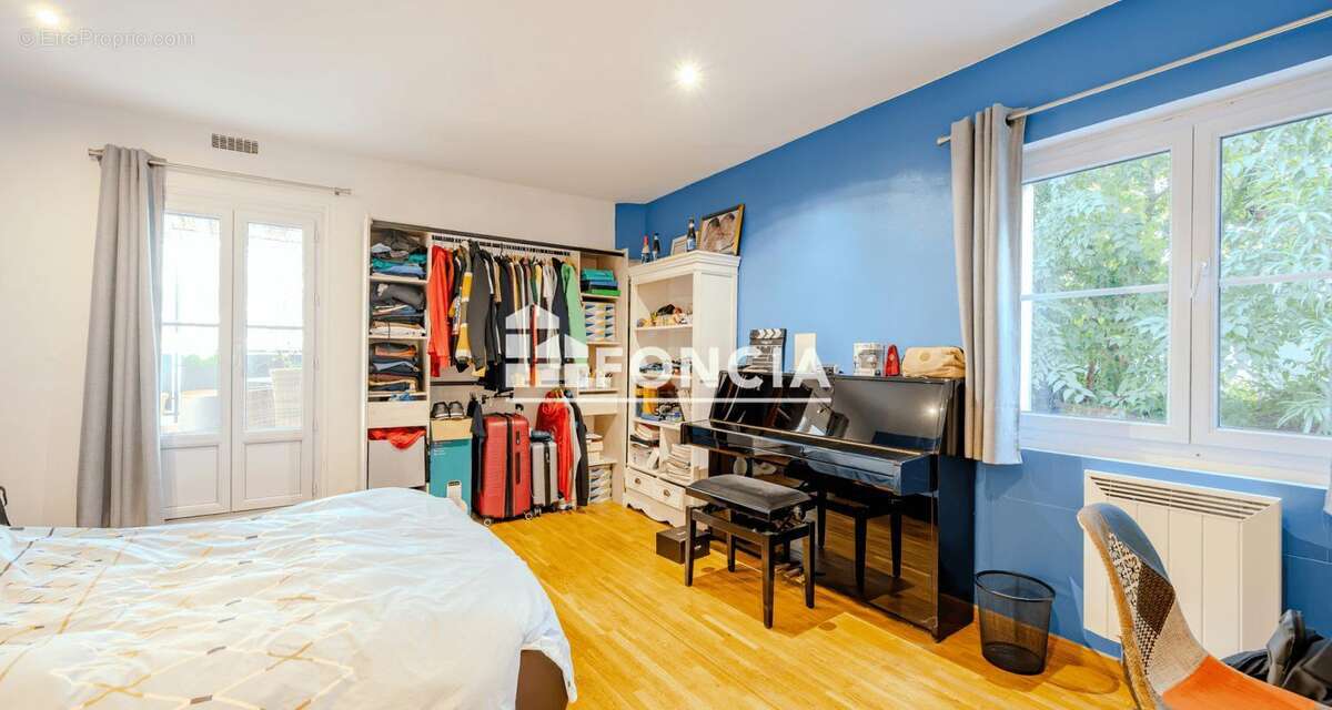 Appartement à HYERES