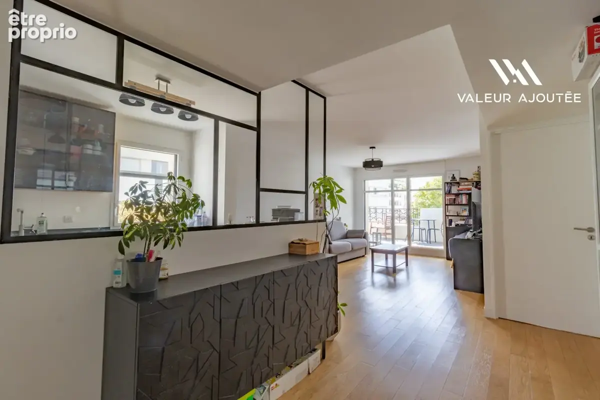 Appartement à LEVALLOIS-PERRET