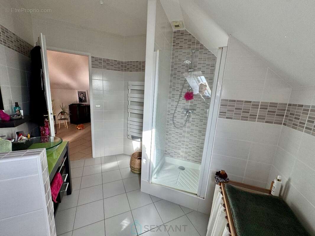 Maison à MOUSSEAUX-SUR-SEINE