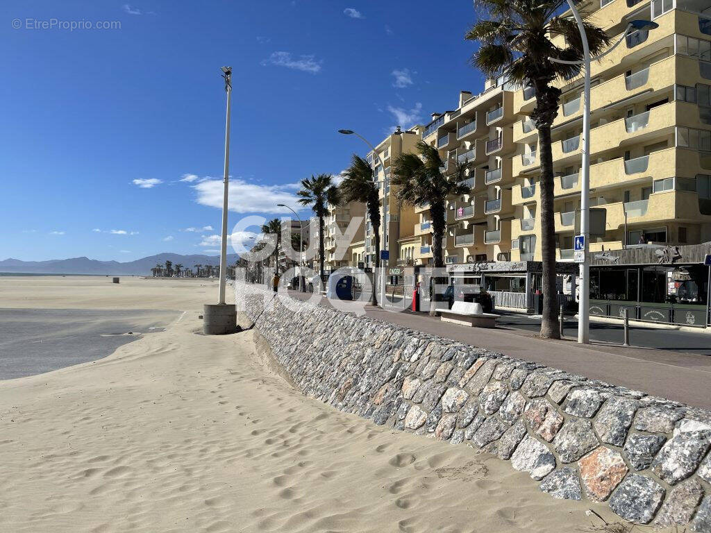 Commerce à CANET-EN-ROUSSILLON