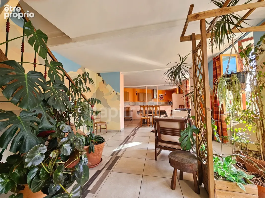 Maison à vendre 7 pièces PANISSIERES (42) - photo 3
