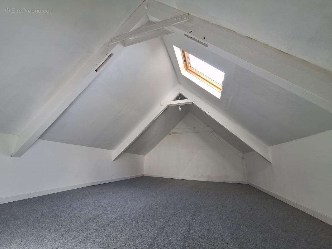Demeure de charme en pierre – 124 m² – Plouézoc’h – Cadre privilégié et intimité rare - photo 12