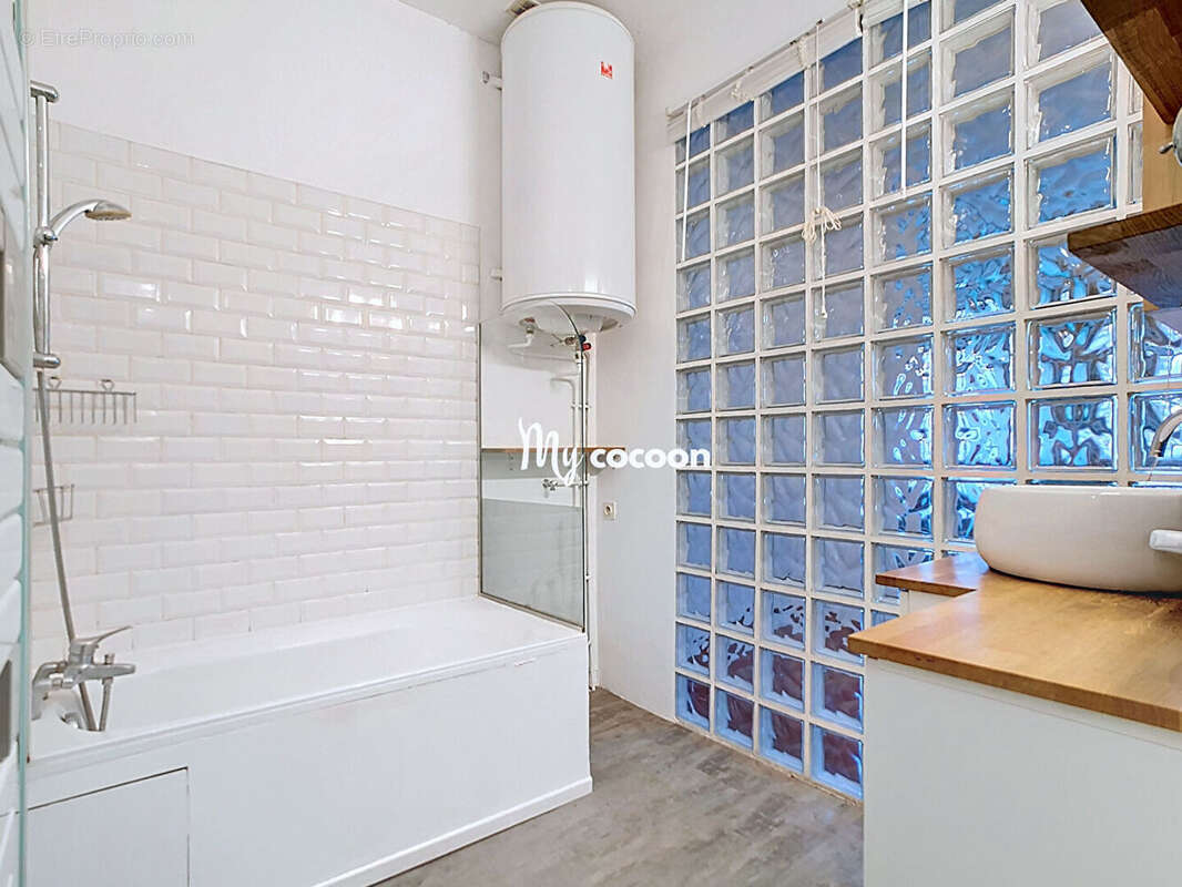 Appartement à LYON-7E