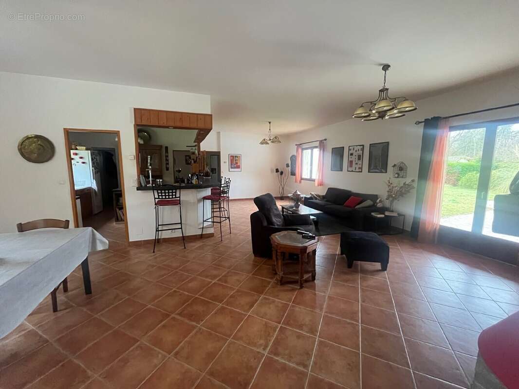 Maison à BONREPOS-SUR-AUSSONNELLE