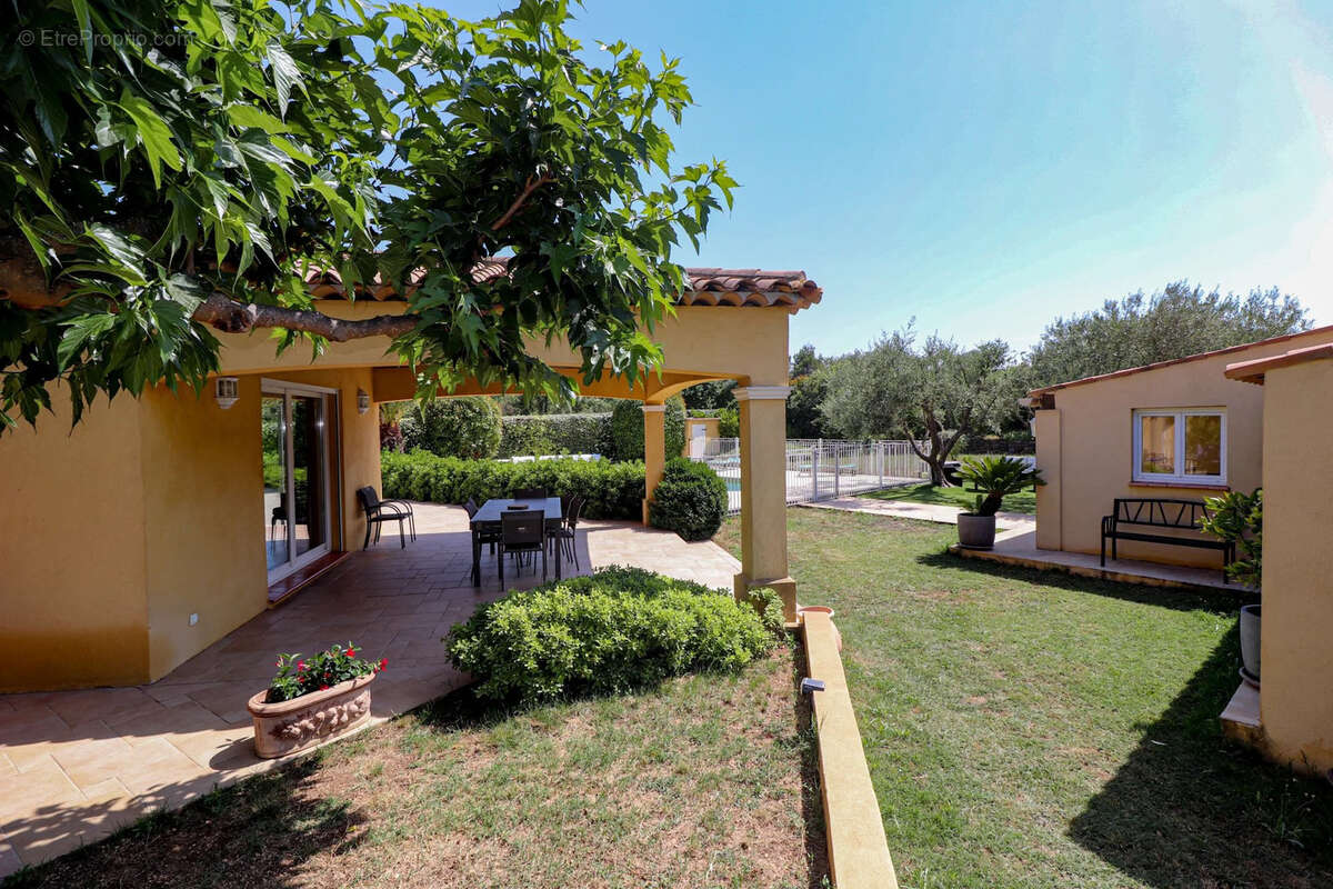 Maison à DRAGUIGNAN