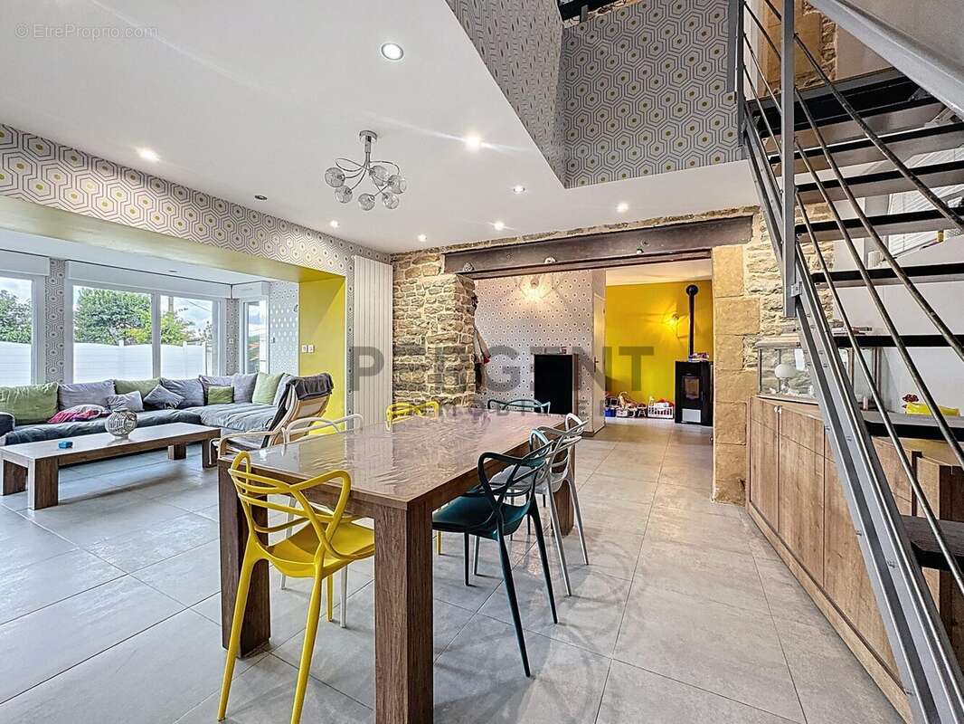 Maison à CHARLEVILLE-MEZIERES