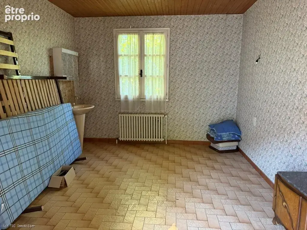 Maison Spacieuse Avec 5 Chambres et Dépendances - photo 14