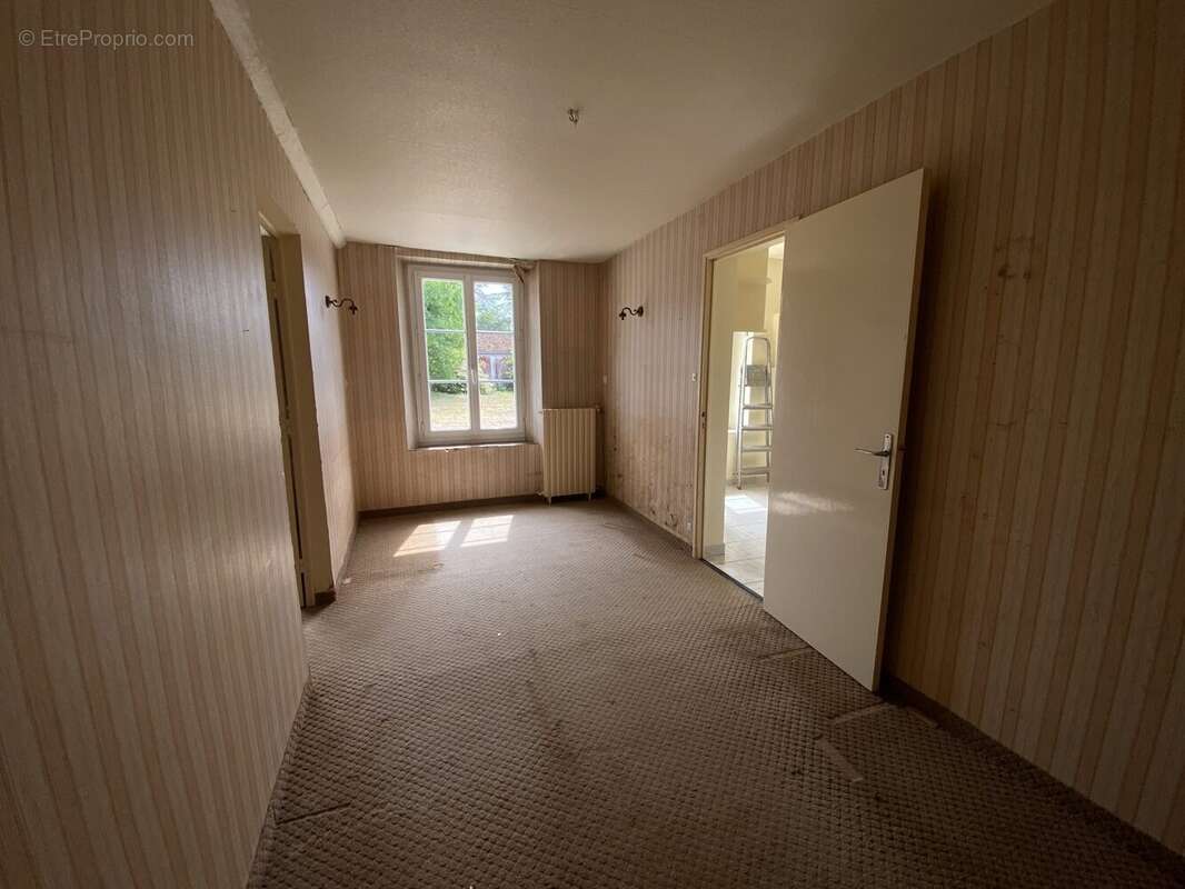 Maison à CHAMBON-LA-FORET