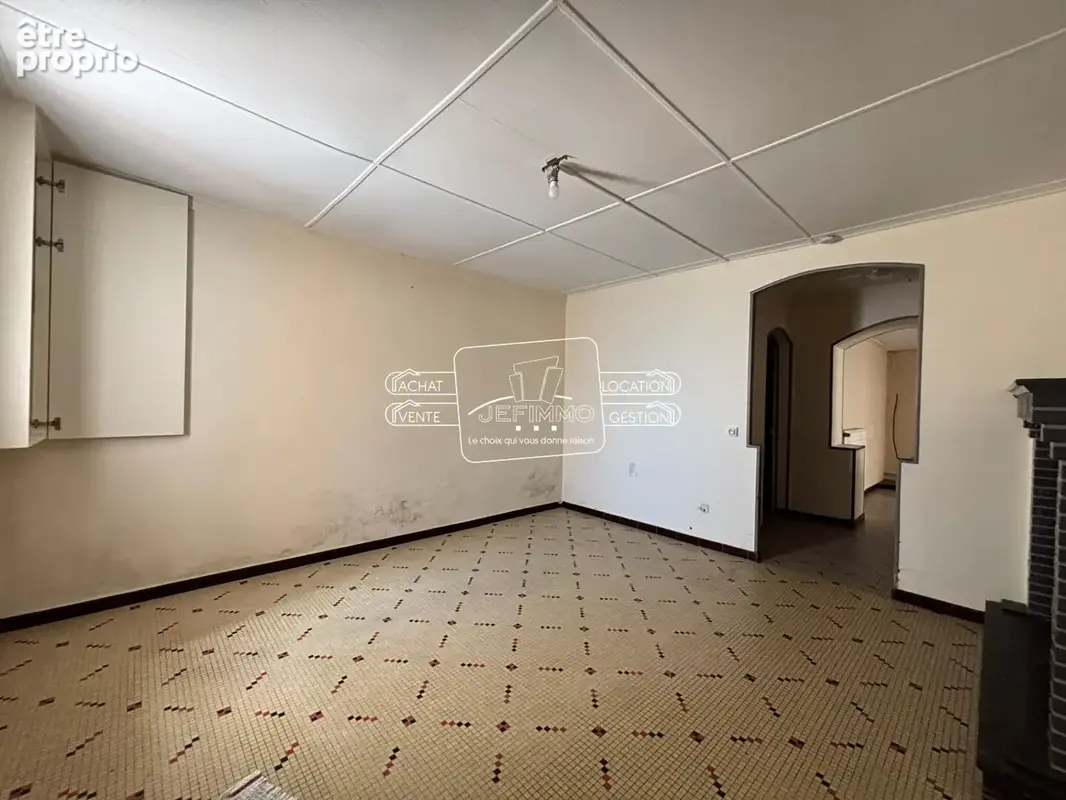 Maison à rénover - Le Loroux Bottereau 6 pièce(s) 139 m2 - photo 3