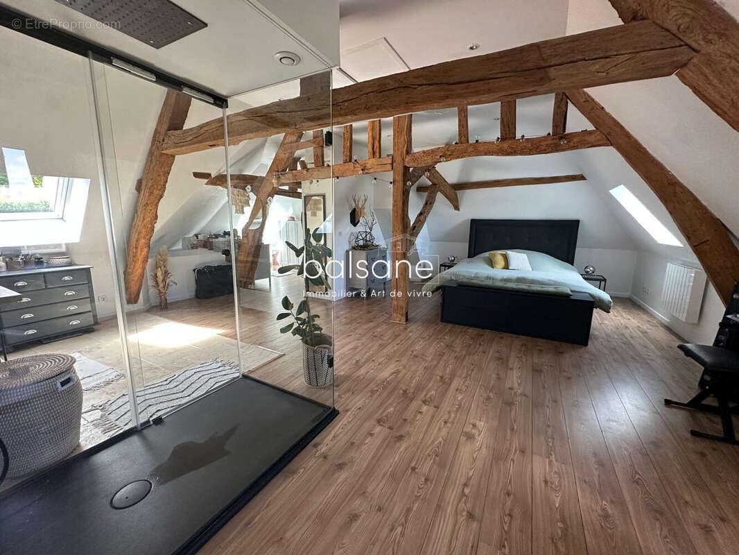 Maison à LA BOUILLE