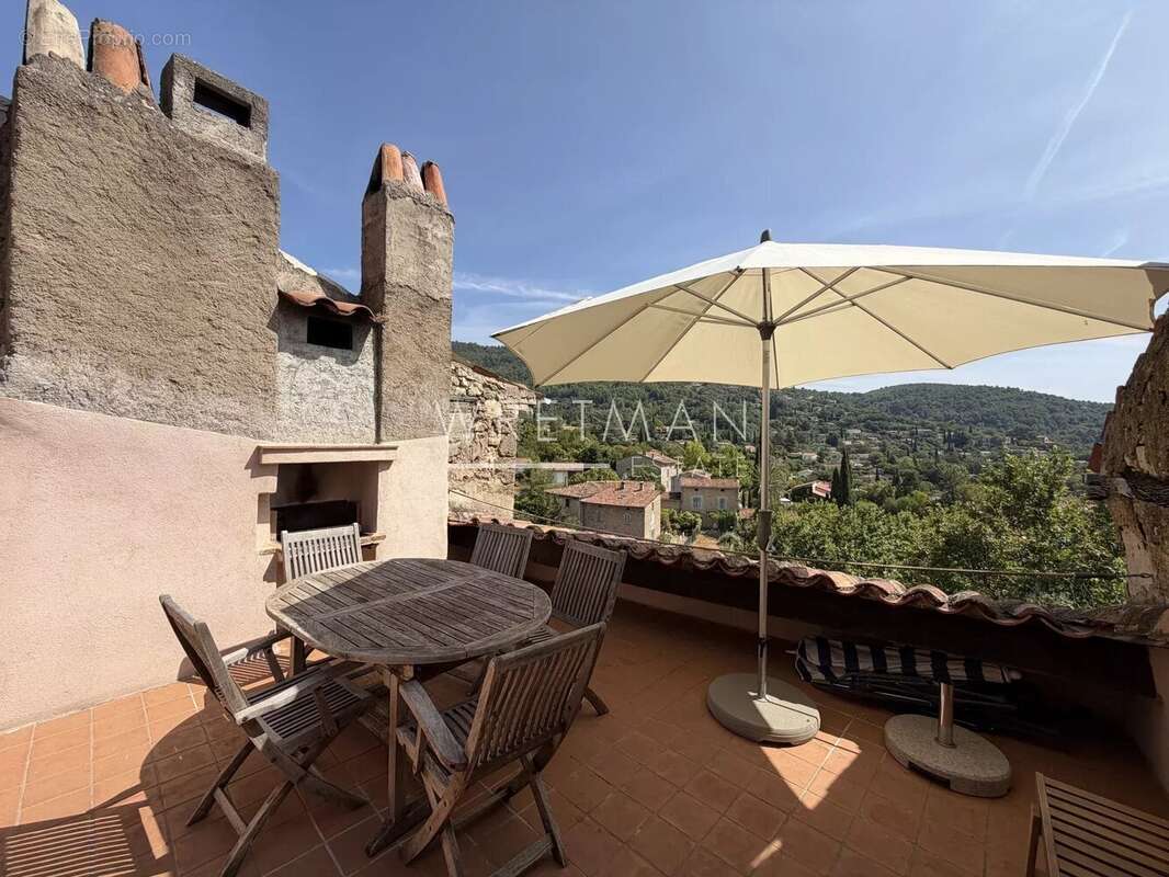 Maison de village avec terrasse et vue panoramique - SEILLANS - photo 4