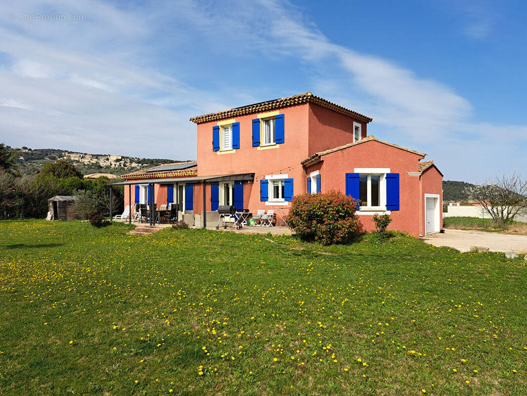 Maison à MALAUCENE