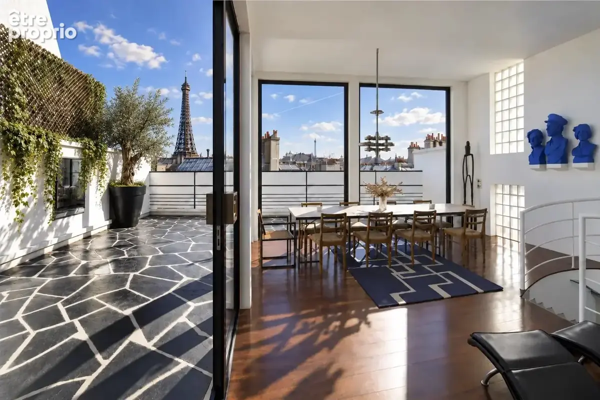 Appartement à PARIS-16E